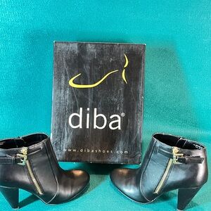 Diba Black Leather Ankle Booties with Gold Zipper